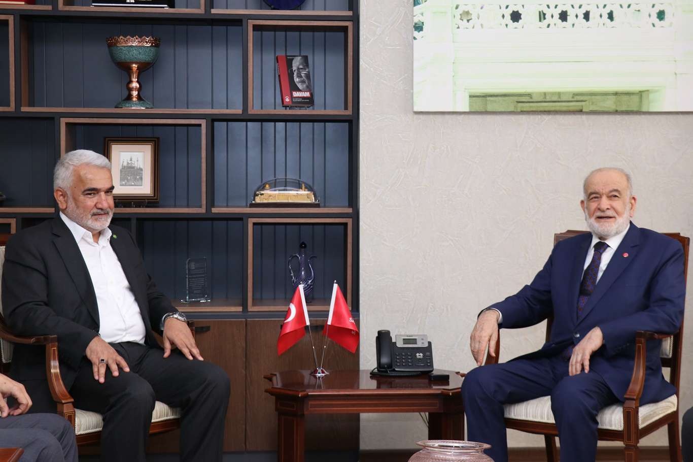 HÜDA PAR Chairman visits Felicity Party to offer condolences for the loss of Asiltürk